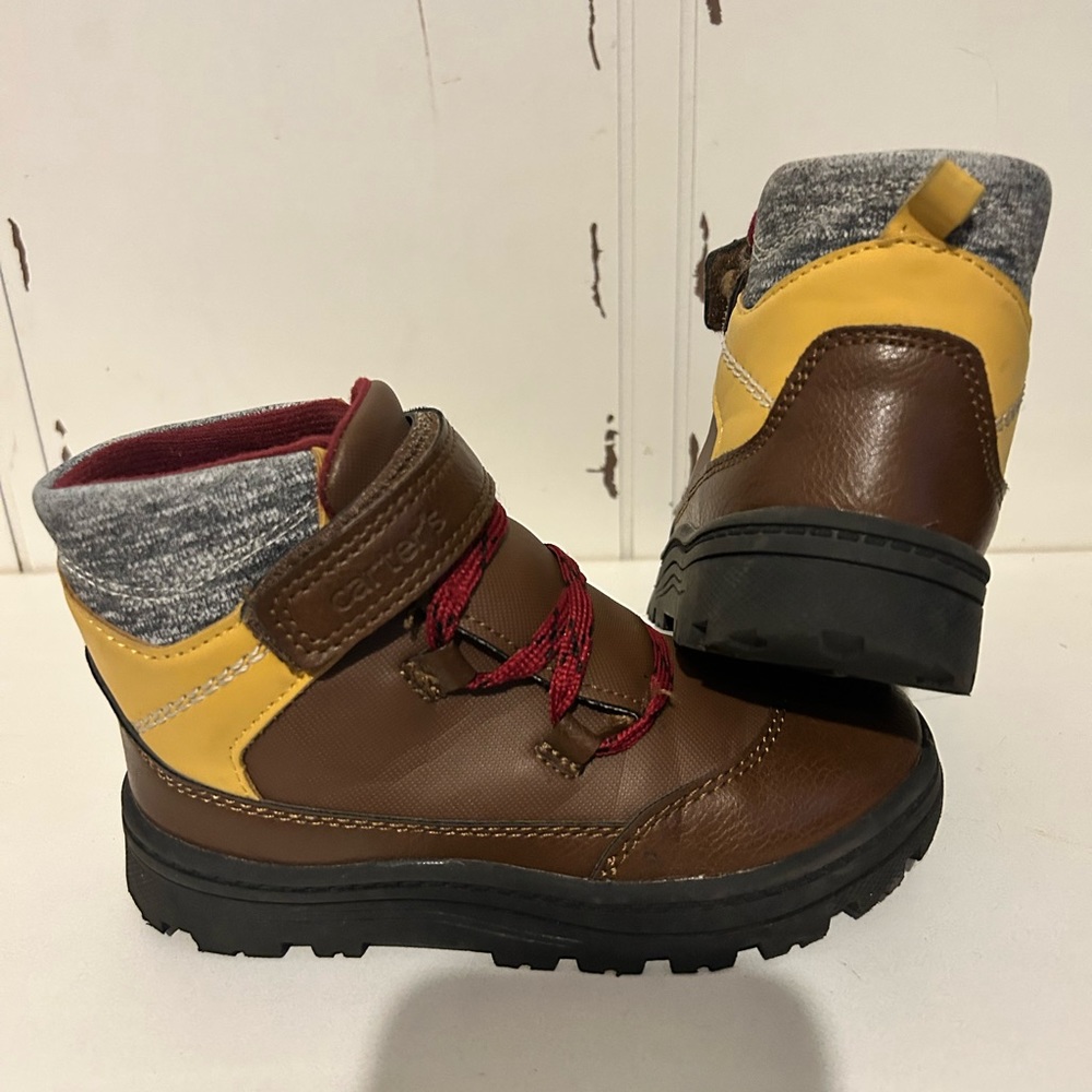Booties Boy Cárter size 11
